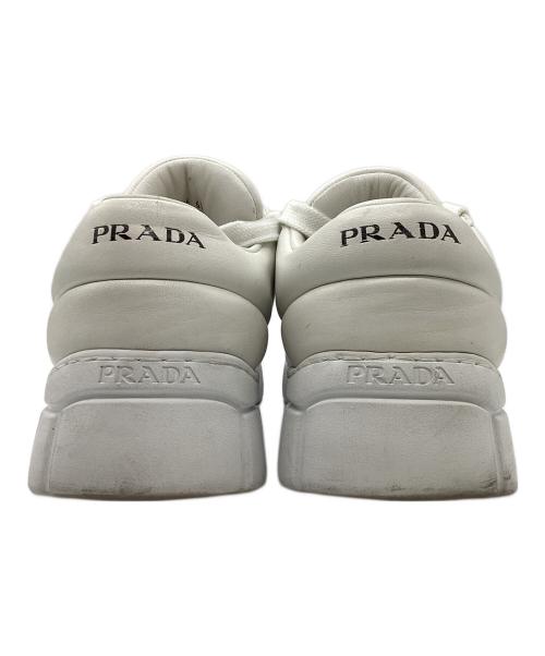 PRADA（プラダ）PRADA (プラダ) パデッドナッパレザースニーカー ホワイト サイズ:6の古着・服飾アイテム