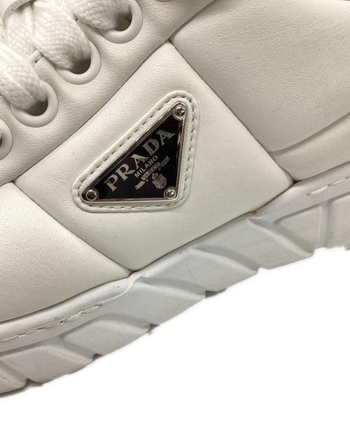 PRADA（プラダ）PRADA (プラダ) パデッドナッパレザースニーカー ホワイト サイズ:6の古着・服飾アイテム