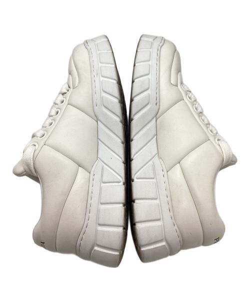 PRADA（プラダ）PRADA (プラダ) パデッドナッパレザースニーカー ホワイト サイズ:6の古着・服飾アイテム