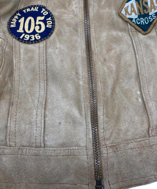 AVIREX（アヴィレックス）AVIREX (アヴィレックス) ワッペンスウェードジャケット ブラウン サイズ:SIZE XLの古着・服飾アイテム