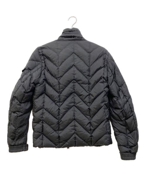 MONCLER（モンクレール）MONCLER (モンクレール) BERRIAT ダウンジャケット ブラックの古着・服飾アイテム