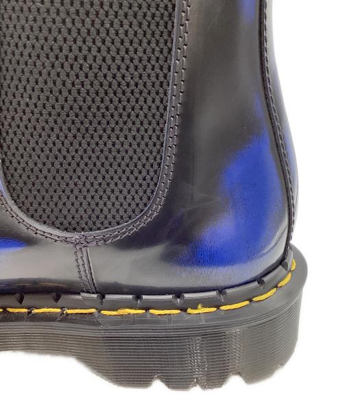Dr.Martens（ドクターマーチン）Dr.Martens (ドクターマーチン) チェルシーブーツ ネイビー×ブラック サイズ:UK8の古着・服飾アイテム
