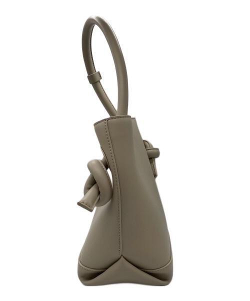 VASIC（ヴァジック）VASIC (ヴァジック) Patti Mini ベージュ 未使用品の古着・服飾アイテム