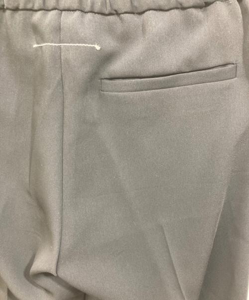 MM6 Maison Margiela（エムエムシックスメゾンマルジェラ）MM6 Maison Margiela (エムエムシックス メゾンマルジェラ) イージーテーパードパンツ ブラック サイズ:SIZE 36の古着・服飾アイテム