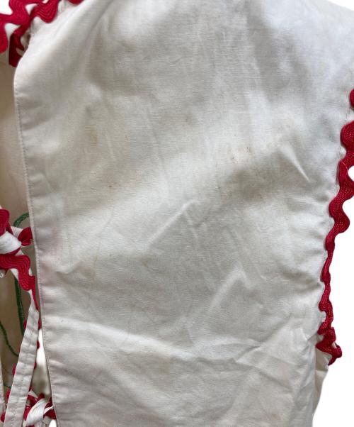 ISSEY MIYAKE（イッセイミヤケ）ISSEY MIYAKE (イッセイミヤケ) デザインブラウス アイボリー サイズ:9の古着・服飾アイテム