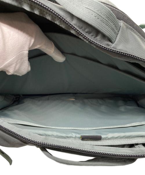 MYSTERY RANCH（ミステリーランチ）MYSTERY RANCH (ミステリーランチ) ショルダーバッグ カーキの古着・服飾アイテム