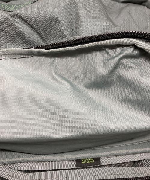 MYSTERY RANCH（ミステリーランチ）MYSTERY RANCH (ミステリーランチ) ショルダーバッグ カーキの古着・服飾アイテム