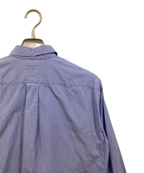 YLEVE（イレーヴ）YLEVE (イレーヴ) COTTON TYPEWRITER SHORT SH ブルー サイズ:Ｓの古着・服飾アイテム