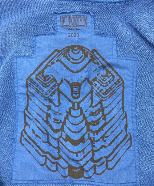 C.E（シーイー）C.E (シーイー キャブエンプト) OVERDYE MD INPUT-HAMMER HOODY ネイビー サイズ:Mの古着・服飾アイテム