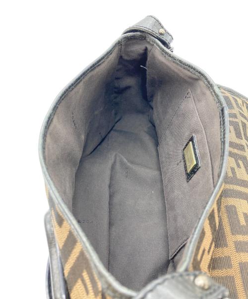 FENDI（フェンディ）FENDI (フェンディ) ワンショルダーバッグ ブラウンの古着・服飾アイテム