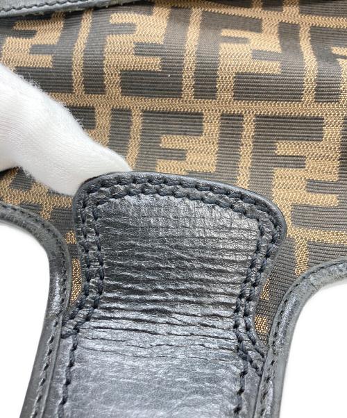 FENDI（フェンディ）FENDI (フェンディ) ワンショルダーバッグ ブラウンの古着・服飾アイテム