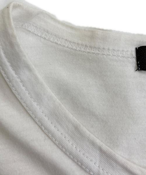 COMME des GARCONS HOMME PLUS（コムデギャルソンオムプリュス）COMME des GARCONS HOMME PLUS (コムデギャルソンオムプリュス) メタルアウトロー ステッチデザインTシャツ ホワイト サイズ:Mの古着・服飾アイテム