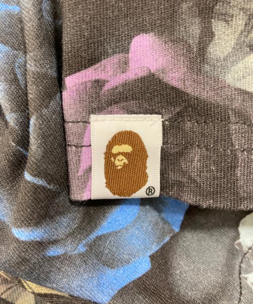 A BATHING APE（ア ベイシング エイプ）A BATHING APE (ア ベイシング エイプ) FLORAL CAMO LOGO RELAXED FIT TEE ブラック サイズ:Mの古着・服飾アイテム