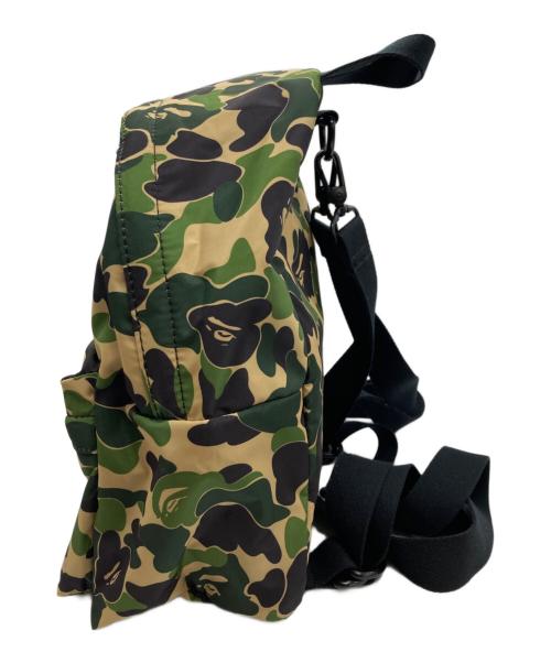 A BATHING APE（ア ベイシング エイプ）A BATHING APE (ア ベイシング エイプ) ABC CAMO SMALL SHOULDER DAYPACK グリーンの古着・服飾アイテム
