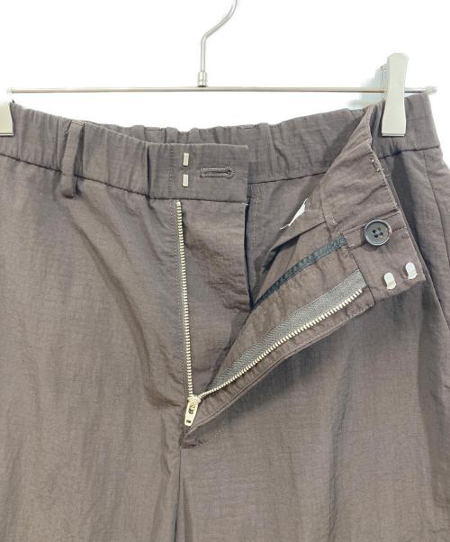 H BEAUTY&YOUTH（エイチ ビューティー&ユース）H BEAUTY&YOUTH (エイチ ビューティー&ユース) ナイロンパンツ ブラウン サイズ:Mの古着・服飾アイテム