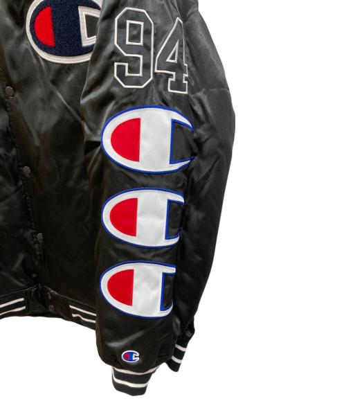 Champion（チャンピオン）Champion (チャンピオン) SUPREME (シュプリーム) Hooded Satin Varsity Jacket ブラック サイズ:XLの古着・服飾アイテム