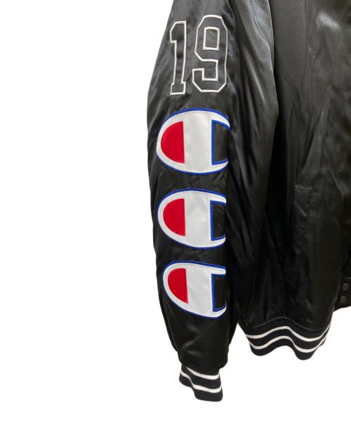 Champion（チャンピオン）Champion (チャンピオン) SUPREME (シュプリーム) Hooded Satin Varsity Jacket ブラック サイズ:XLの古着・服飾アイテム