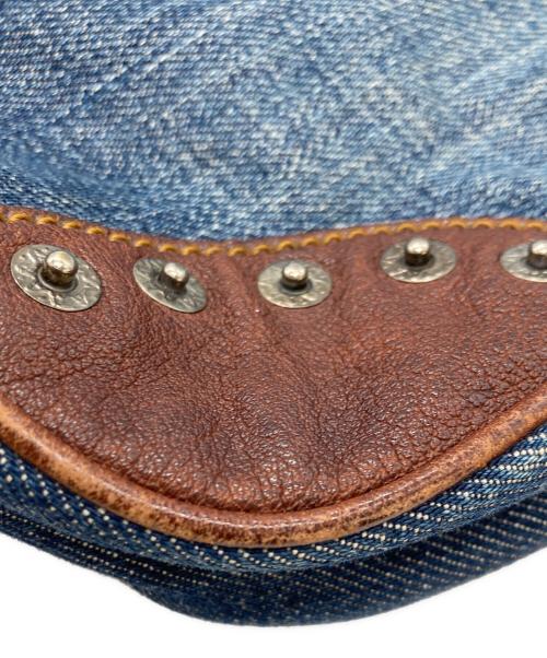 MIU MIU（ミュウミュウ）MIU MIU (ミュウミュウ) デニムワンショルダーバッグ インディゴの古着・服飾アイテム