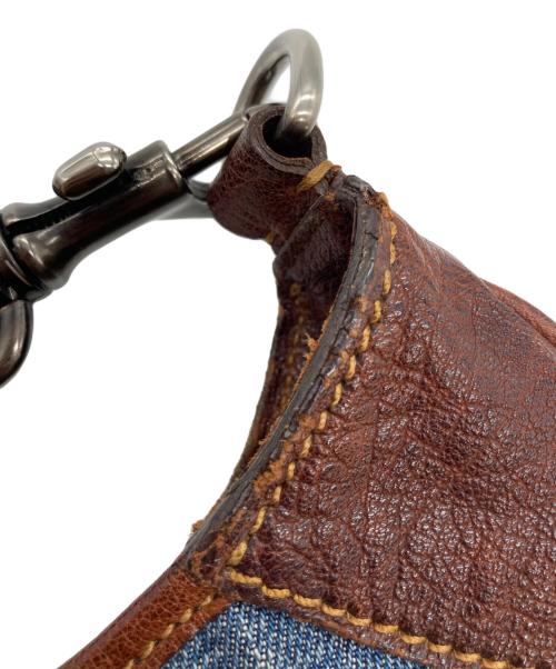 MIU MIU（ミュウミュウ）MIU MIU (ミュウミュウ) デニムワンショルダーバッグ インディゴの古着・服飾アイテム