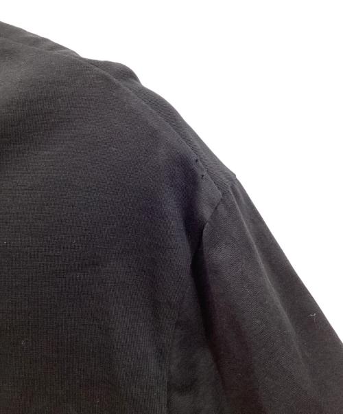 ARMANI EXCHANGE（アルマーニ エクスチェンジ）ARMANI EXCHANGE (アルマーニ エクスチェンジ) ゴールドロゴクルーネックTシャツ ブラック サイズ:Lの古着・服飾アイテム