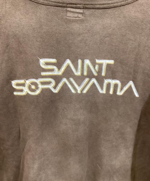 SAINT MICHAEL（セントマイケル）SAINT MICHAEL (セントマイケル) 空山基スウェット ブラウン サイズ:XLの古着・服飾アイテム