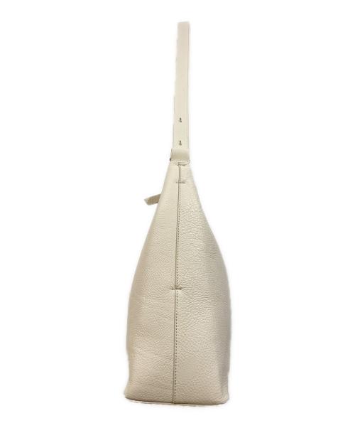 aesther ekme（エスターエクミ）aesther ekme (エスターエクミ) ショルダーバッグ アイボリーの古着・服飾アイテム