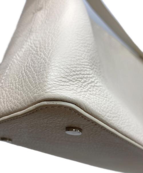 aesther ekme（エスターエクミ）aesther ekme (エスターエクミ) ショルダーバッグ アイボリーの古着・服飾アイテム