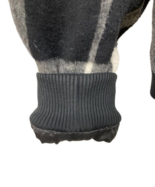 maison kitsune（メゾンキツネ）maison kitsune (メゾンキツネ) Wool Blend Bomber Jacket ホワイト×ブラック サイズ:Lの古着・服飾アイテム