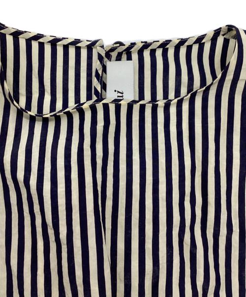 saqui（サキ）saqui (サキ) ストライプブラウス ホワイト×ネイビー サイズ:Fの古着・服飾アイテム