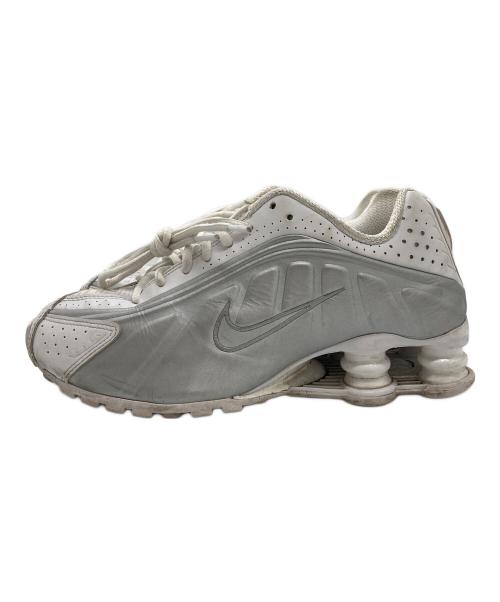 NIKE（ナイキ）NIKE (ナイキ) SHOX R4 ホワイト サイズ:23cmの古着・服飾アイテム