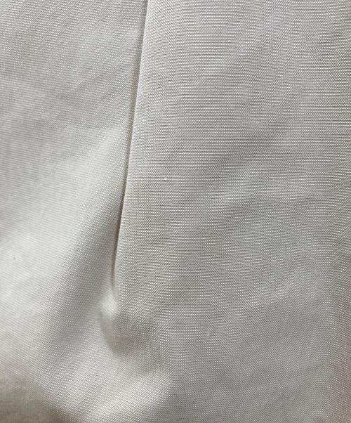 PRADA（プラダ）PRADA (プラダ) トライアングルロゴカーゴスカート ベージュ サイズ:38の古着・服飾アイテム