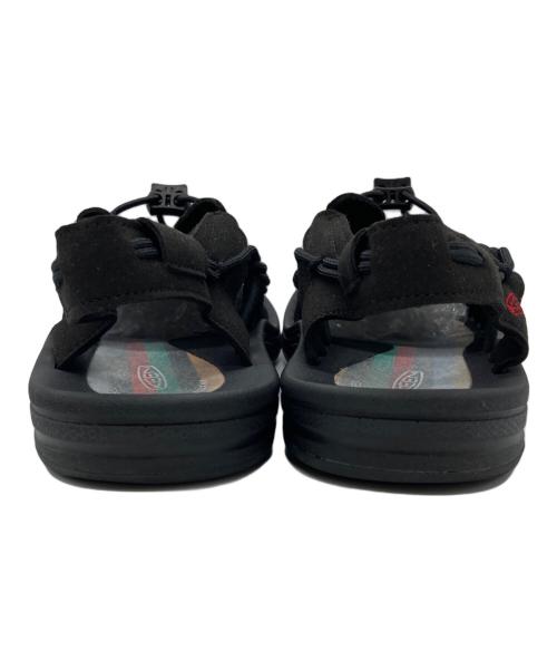 KEEN（キーン）KEEN (キーン) UNEEK MULTI ブラック サイズ:28㎝の古着・服飾アイテム