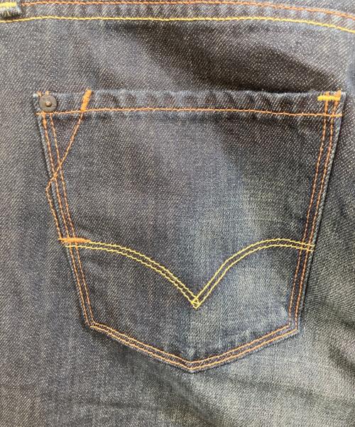 LEVI'S RED（リーバイス レッド）LEVI'S RED (リーバイス レッド) 立体裁断デニムパンツ インディゴ サイズ:SIZE 81cm (W32)の古着・服飾アイテム