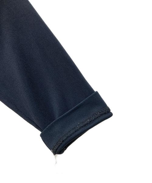 ISSEY MIYAKE（イッセイミヤケ）ISSEY MIYAKE (イッセイミヤケ) プリーツモックネックカットソー ネイビー サイズ:Mの古着・服飾アイテム