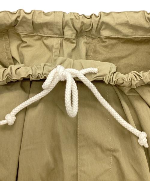 EEL Products（イール プロダクツ）EEL Products (イール プロダクツ) CONTEMPORARY PANTS ベージュ サイズ:Ｍの古着・服飾アイテム