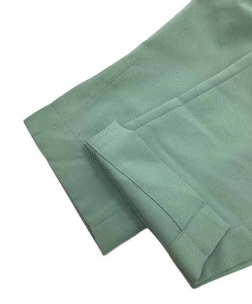 CULLNI（クルニ）CULLNI (クルニ) ベルト付きサイドスリットテーパードパンツ 黄緑 サイズ:2の古着・服飾アイテム