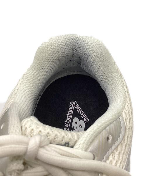 NEW BALANCE（ニューバランス）NEW BALANCE (ニューバランス) スニーカー シルバー サイズ:26.5の古着・服飾アイテム