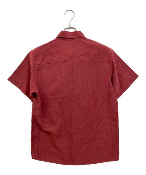 OAKLEY（オークリー）OAKLEY (オークリー) 半袖シャツ レッド サイズ:Sの古着・服飾アイテム