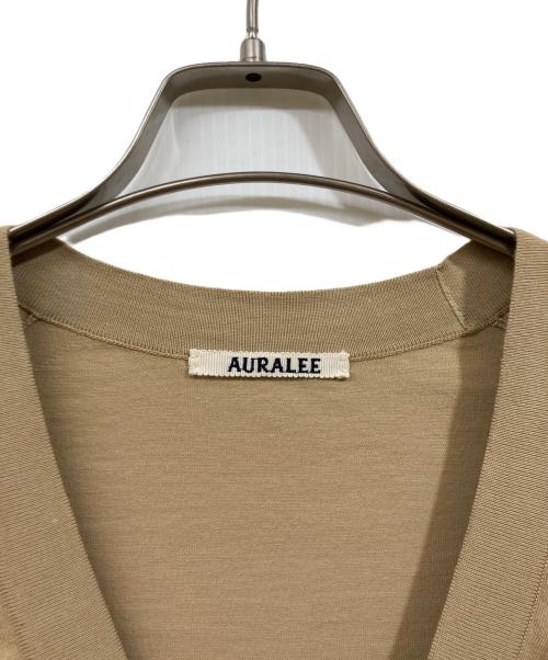 AURALEE（オーラリー）AURALEE (オーラリー) SUPER HIGH GAUGE COTTON KNIT CARDIGAN ベージュ サイズ:4の古着・服飾アイテム