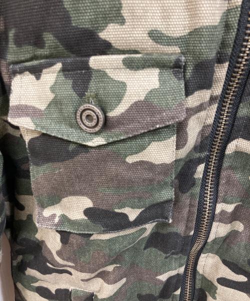 NyDkyel（ニデキエル）NyDkyel (ニデキエル) カモフラ中綿ジャケット オリーブ サイズ:SIZE Mの古着・服飾アイテム