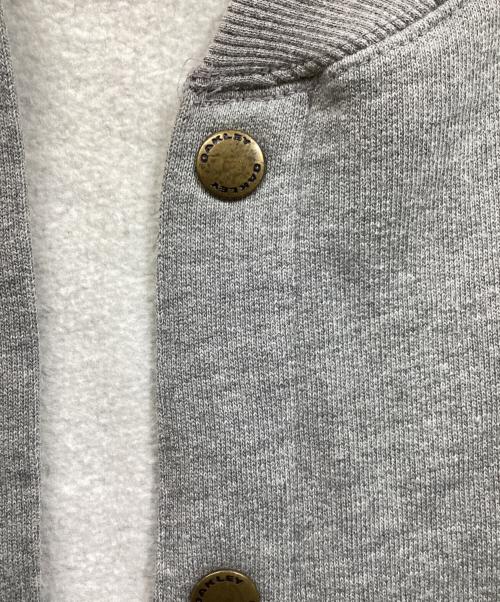 OAKLEY（オークリー）OAKLEY (オークリー) スナップスウェットカーディガン グレー サイズ:Mの古着・服飾アイテム
