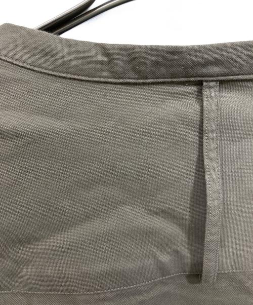 :colon（コロン）:colon (コロン) ヘンリーネックシャツ カーキ サイズ:5の古着・服飾アイテム