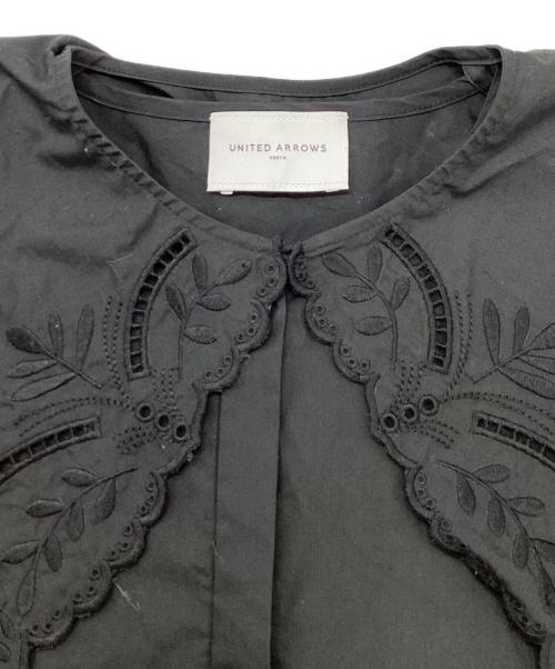 UNITED ARROWS（ユナイテッドアローズ）UNITED ARROWS (ユナイテッドアローズ) エンブロイダリーカラ― 2WAY ブラウス ブラック サイズ:FREEの古着・服飾アイテム