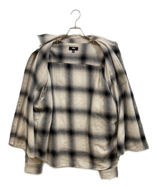 stussy（ステューシー）stussy (ステューシー) Hellshire Plaid Shirt グレー サイズ:SIZE Lの古着・服飾アイテム