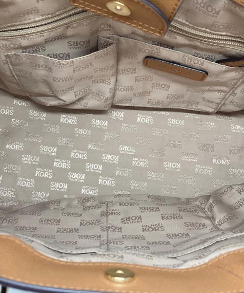 MICHAEL KORS（マイケル・コース）MICHAEL KORS (マイケルコース) EMMY ラージ ダブル ハンドルトート ベージュの古着・服飾アイテム