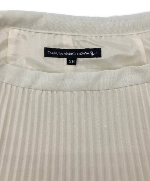 TSURU by MARIKO OIKAWA（ツルバイマリコオイカワ）TSURU by MARIKO OIKAWA (ツルバイマリコオイカワ) プリーツスカート アイボリー サイズ:36の古着・服飾アイテム