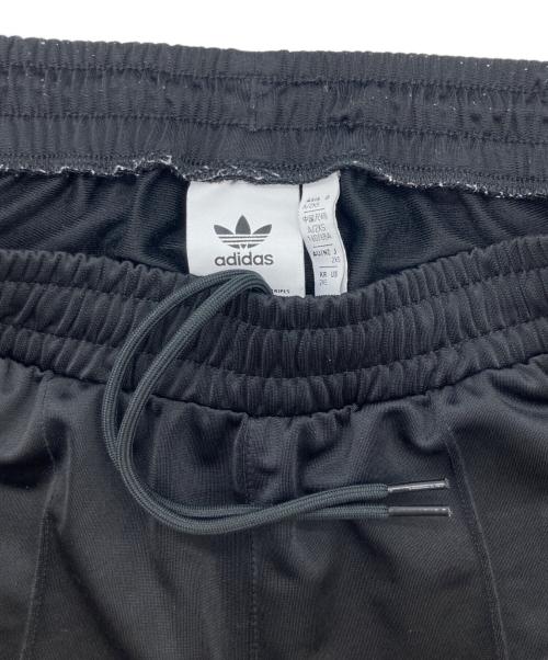 adidas（アディダス）adidas (アディダス) トラックパンツ ブラック サイズ:2XSの古着・服飾アイテム