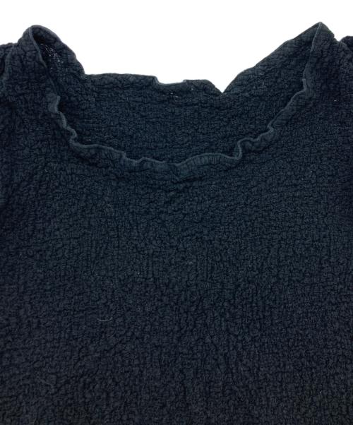 me ISSEY MIYAKE（ミーイッセイ ミヤケ）me ISSEY MIYAKE (ミーイッセイ ミヤケ) ノースリーブカットソー ブラック サイズ:-の古着・服飾アイテム