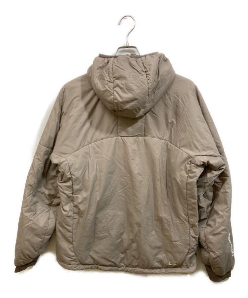 NIKE ACG（ナイキエーシージー）NIKE ACG (ナイキエーシージー) ThermaFIT ADV Rope de Dope Full Zip Jacket ベージュ サイズ:SIZE Mの古着・服飾アイテム