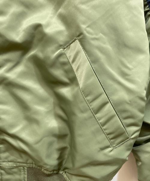 UGG（アグ）UGG (アグ) ボンバージャケット オリーブ サイズ:Mの古着・服飾アイテム